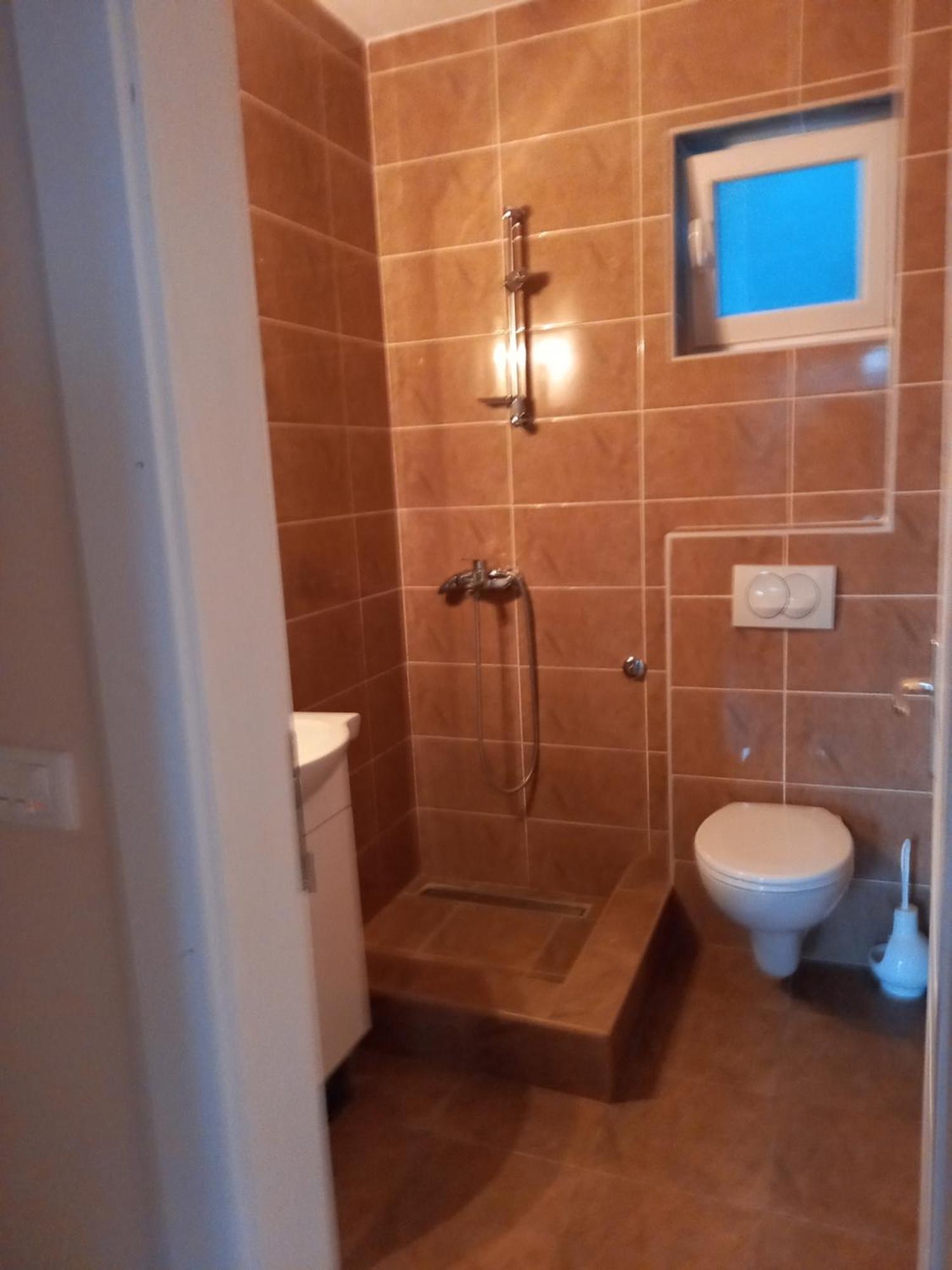 Fruskogorska Idila Apartmani Vrdnik Camera foto
